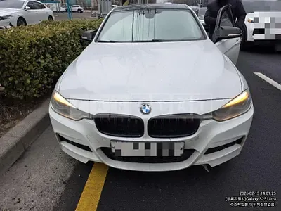 Photo 1 of 25: 2016 BMW 328i — Korean insurance auction