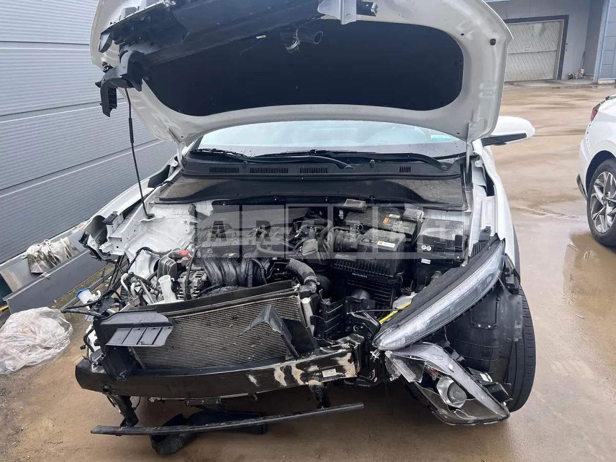 Photo 2 of 12: 2022 Hyundai Kona Gasoline — Korean insurance auction