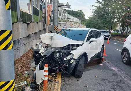 Photo 2 of 18: 2024 Kia Sportage — Korean insurance auction