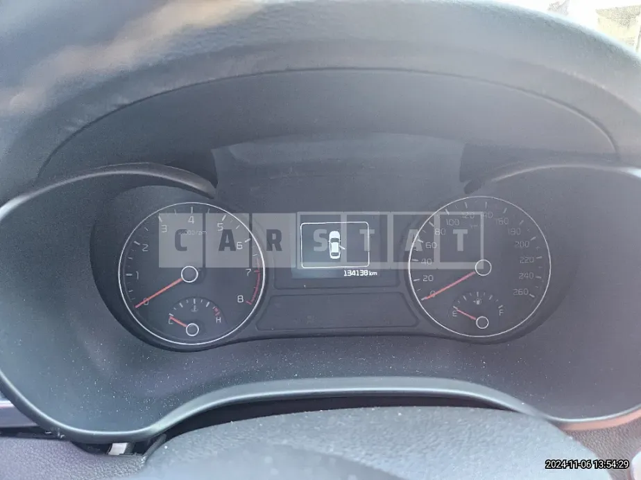 Photo 2 of 6: 2016 Kia K5 2.0 — Korean insurance auction