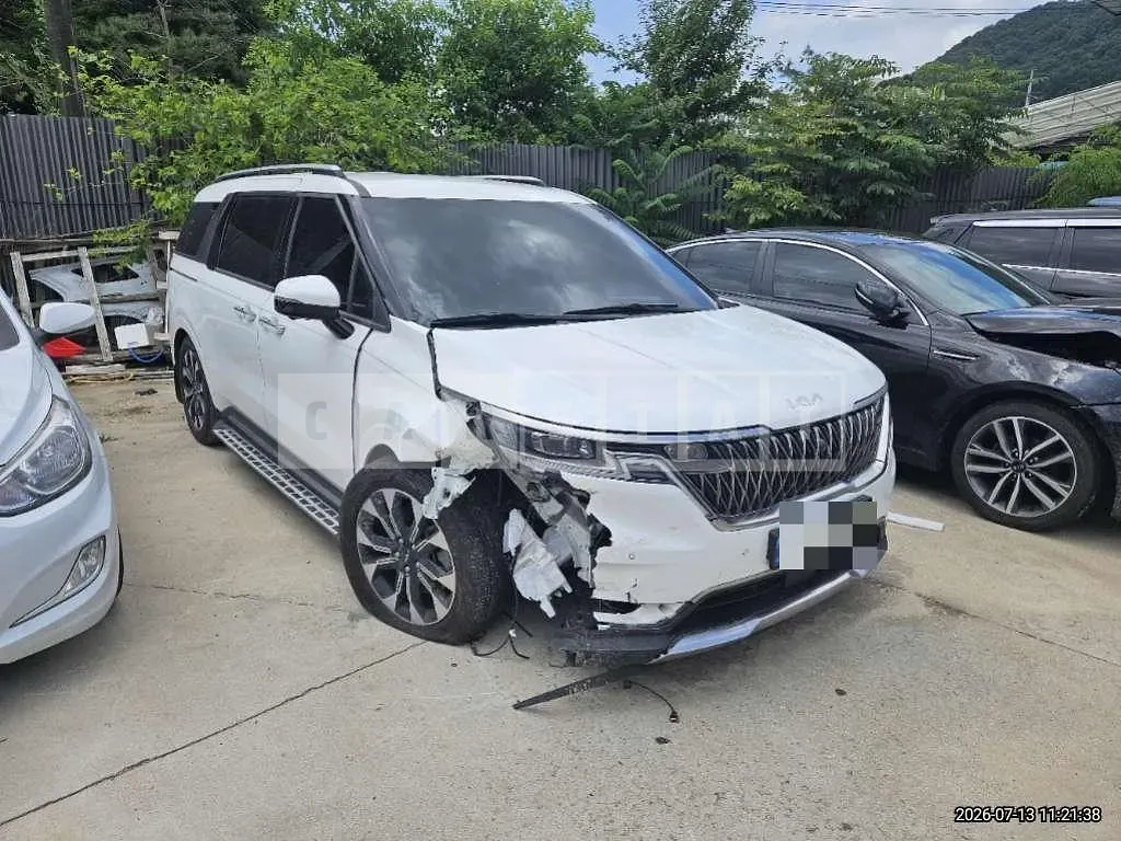 Photo 2 of 13: 2023 Kia Carnival 3.5 Gasoline — Korean insurance auction