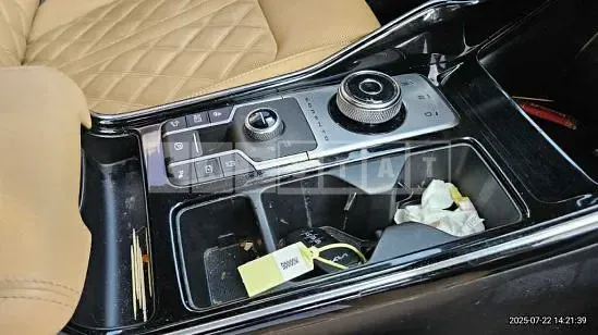 Photo 2 of 29: 2022 Kia Sorento — Korean insurance auction