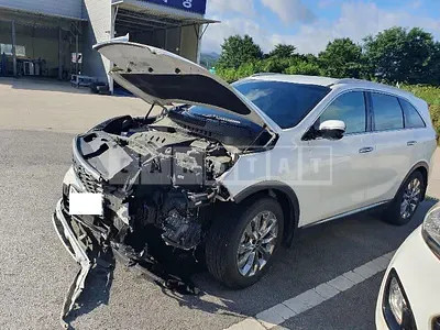Photo 1 of 38: 2020 Kia Sorento — Korean insurance auction