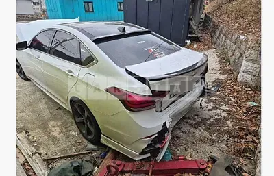 Photo 1 of 11: 2019 Genesis G80 3.3T — Korean insurance auction