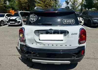 Photo 1 of 40: 2019 MINI Cooper Countryman, VIN WMWYU9108K3H01929 — Korean insurance auction