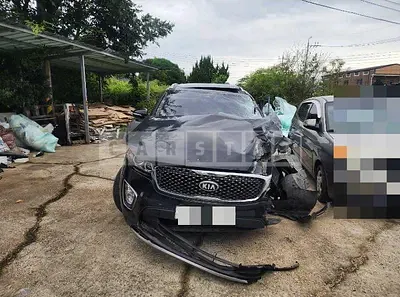 Photo 1 of 14: 2015 Kia Sorento — Korean insurance auction