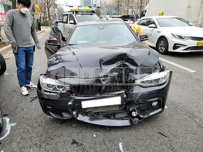 Photo 1 of 13: 2017 BMW 420d Cup, VIN WBA4P7102GK788263 — Korean insurance auction