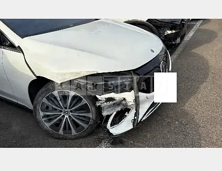 Photo 2 of 47: 2023 Mercedes-Benz EQE350 + — Korean insurance auction