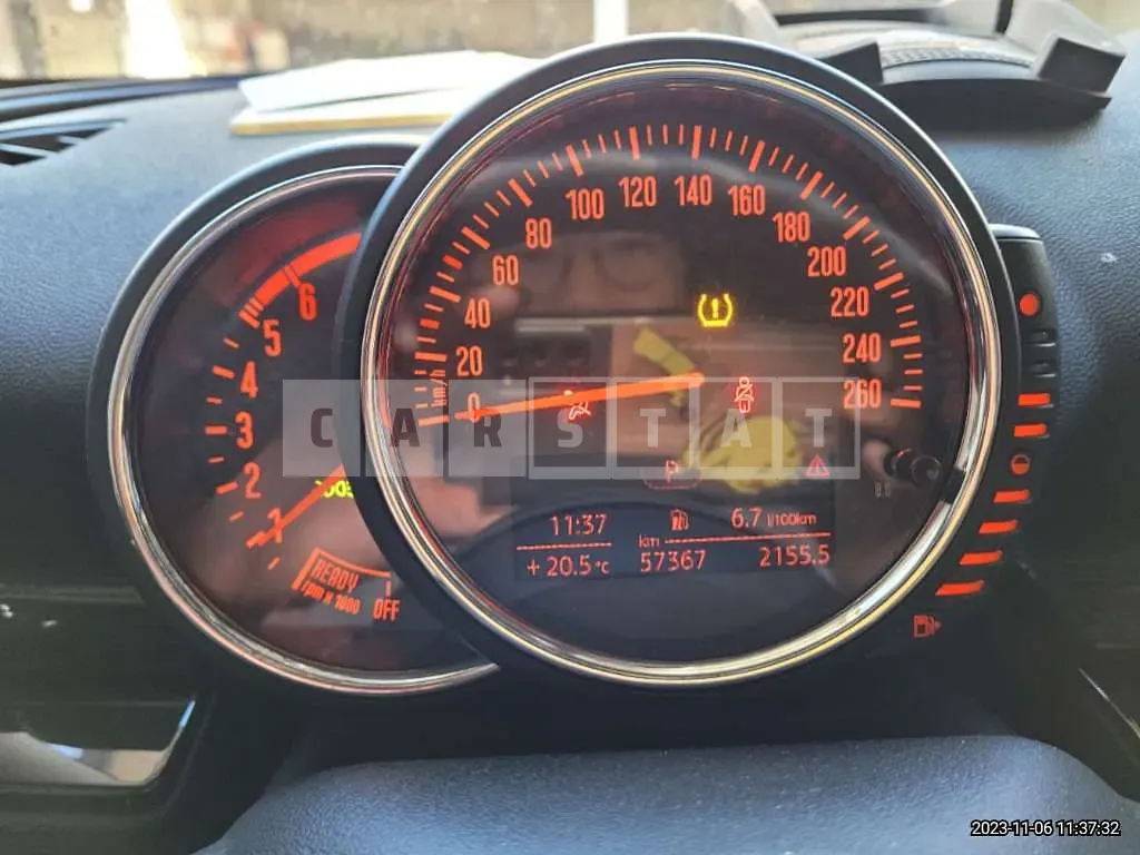 Photo 2 of 8: 2016 MINI Cooper D Clubman, VIN WMWLR9101G2E20810 — Korean insurance auction