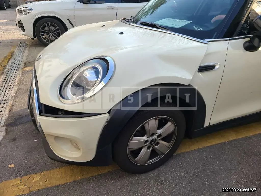 Photo 2 of 13: 2019 MINI Cooper D Five-Door, VIN WMWXV3106KTE93278 — Korean insurance auction