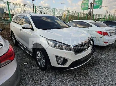 Photo 1 of 20: 2017 Kia Sorento 4WD, VIN KNAPS81ADHA367337 — Korean insurance auction
