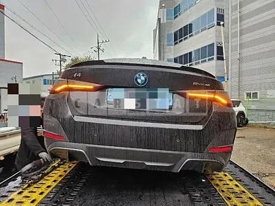 Photo 1 of 28: 2022 BMW i4 eDrive40, VIN WBY71AW07NFM98919 — Korean insurance auction