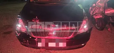 Photo 1 of 2: 2014 Kia Carnival — Korean insurance auction