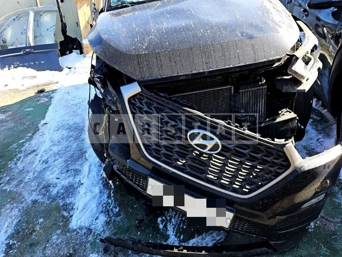 Photo 2 of 39: 2016 Hyundai Tucson TL, VIN KMHJ3815GHU276427 — Korean insurance auction
