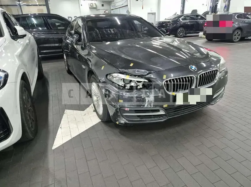 Photo 2 of 5: 2015 BMW 520d — Korean insurance auction