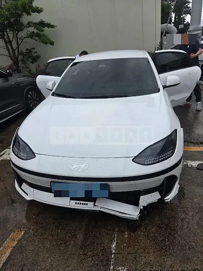Photo 1 of 29: 2025 Hyundai IONIQ 6 — Korean insurance auction