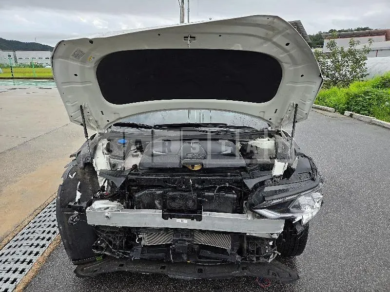 Photo 2 of 43: 2024 Kia EV6, VIN KNAC281AFRA212040 — Korean insurance auction