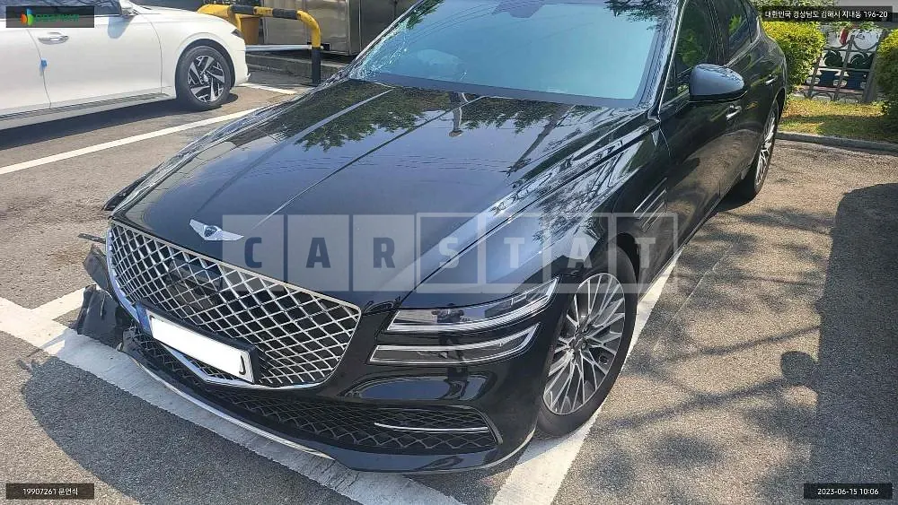 Photo 2 of 12: 2021 Genesis G80, VIN KMTGB41CBNU110189 — Korean insurance auction