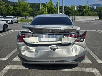 Photo 1 of 11: 2019 Lexus ES300h — Korean insurance auction