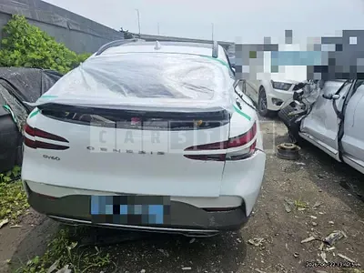 Photo 1 of 16: 2021 Genesis GV60 Electric Car — Korean insurance auction