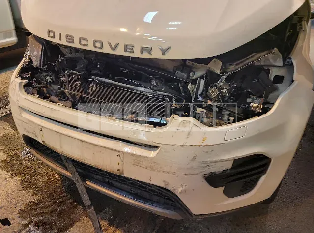 Photo 2 of 3: 2016 Land Rover Discovery Sports 2.0d, VIN SALCA2BN2GH591290 — Korean insurance auction