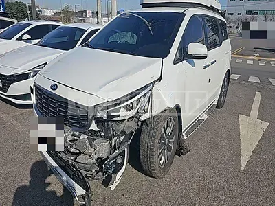 Photo 1 of 23: 2018 Kia The New Carnival R2.2 Diesel (9 Seater), VIN KNAMB81ABKS495148 — Korean insurance auction
