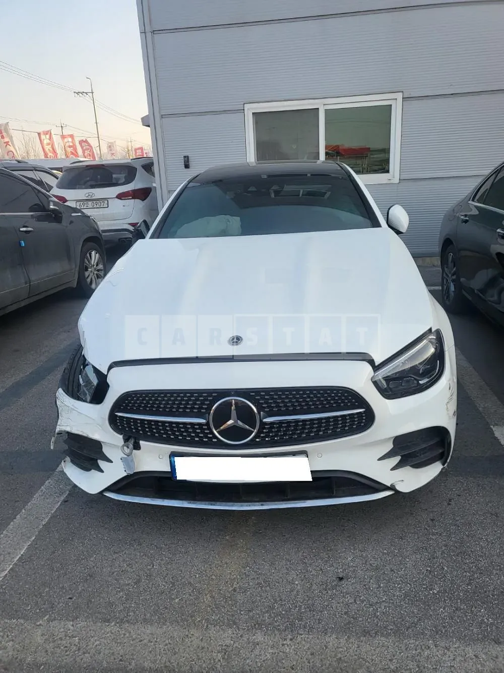 Photo 2 of 34: 2022 Mercedes-Benz E350 4Matic, VIN W1KZF8GB1NB070376 — Korean insurance auction