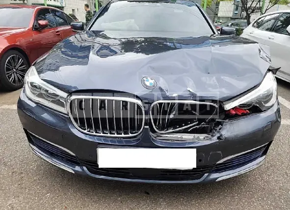 Photo 2 of 8: 2016 BMW 730Ld xDrive, VIN WBA7G6100GG509175 — Korean insurance auction