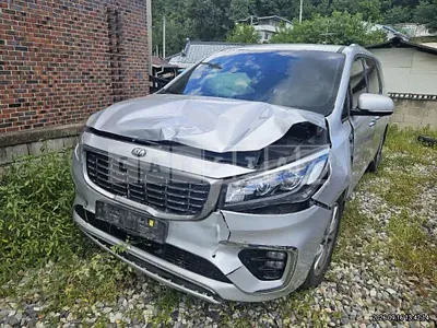 Photo 1 of 16: 2019 Kia Carnival Gasoline — Korean insurance auction