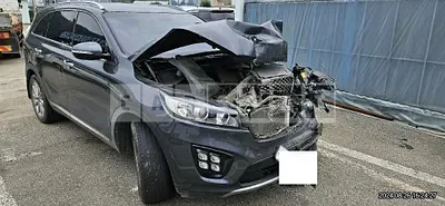 Photo 1 of 20: 2017 Kia Sorento — Korean insurance auction