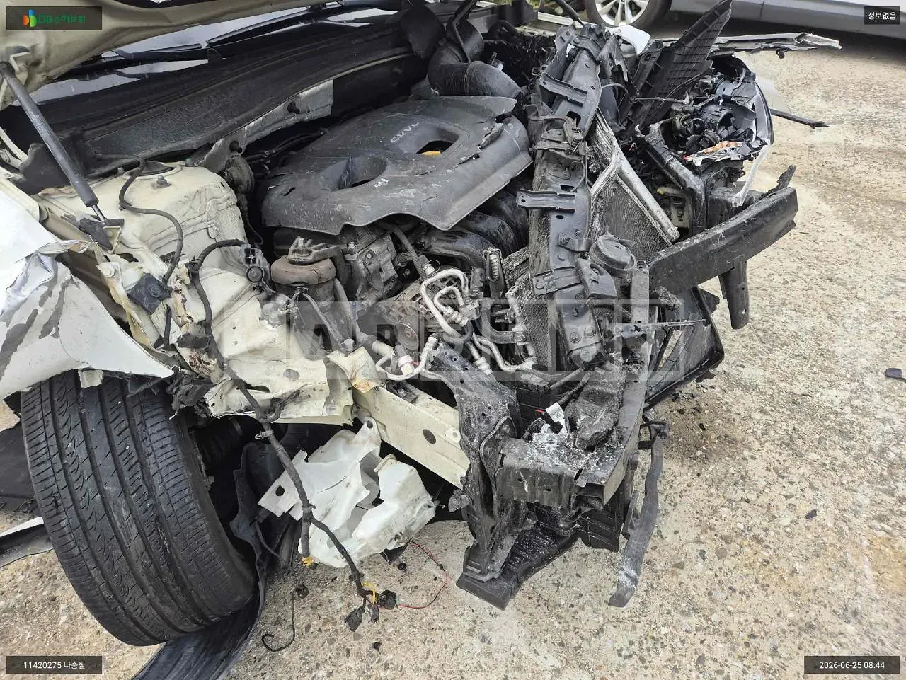 Photo 2 of 12: 2018 Kia K5, VIN KNAGU411BKA259457 — Korean insurance auction