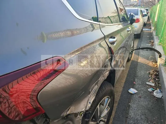 Photo 2 of 18: 2018 Hyundai Santa Fe TM — Korean insurance auction