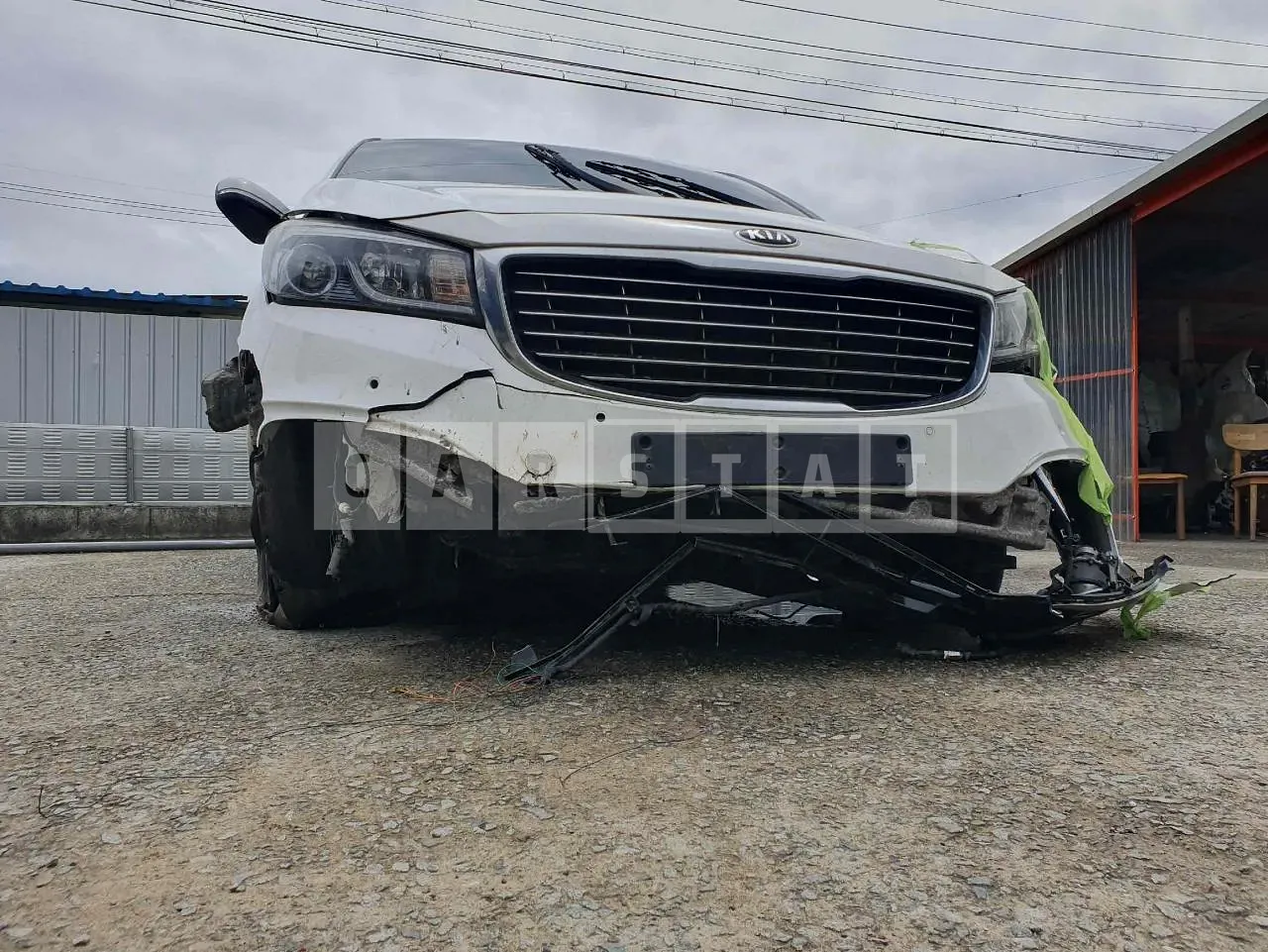Photo 2 of 9: 2015 Kia Carnival, VIN KNAMB81ABGS116896 — Korean insurance auction