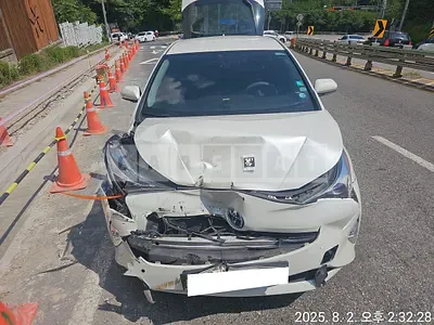 Photo 1 of 7: 2016 Toyota Prius, VIN JTDKBRFU1G3524123 — Korean insurance auction