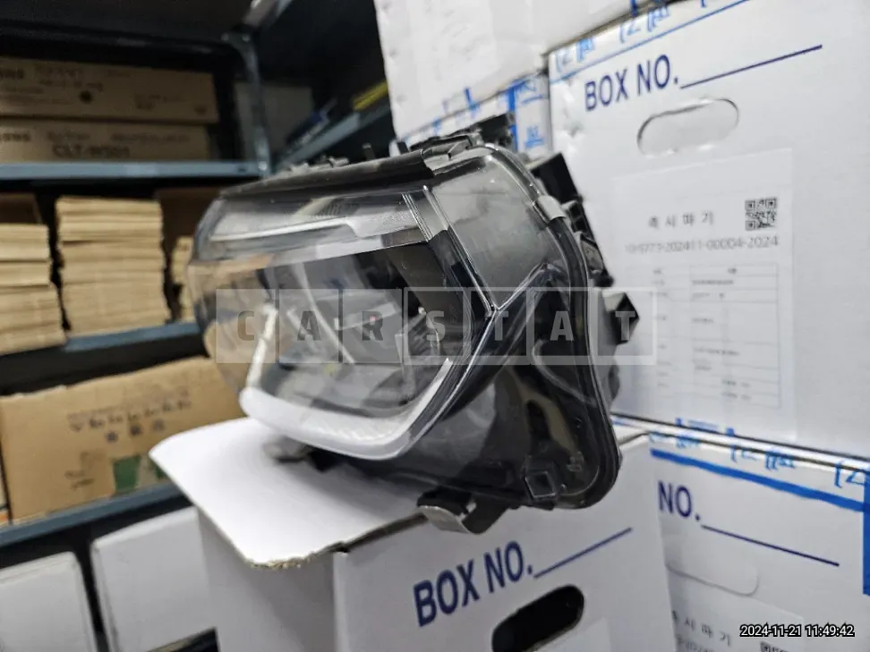 Photo 2 of 14: 2021 BMW (parts) X4 M Competition Headlamp — Korean insurance auction