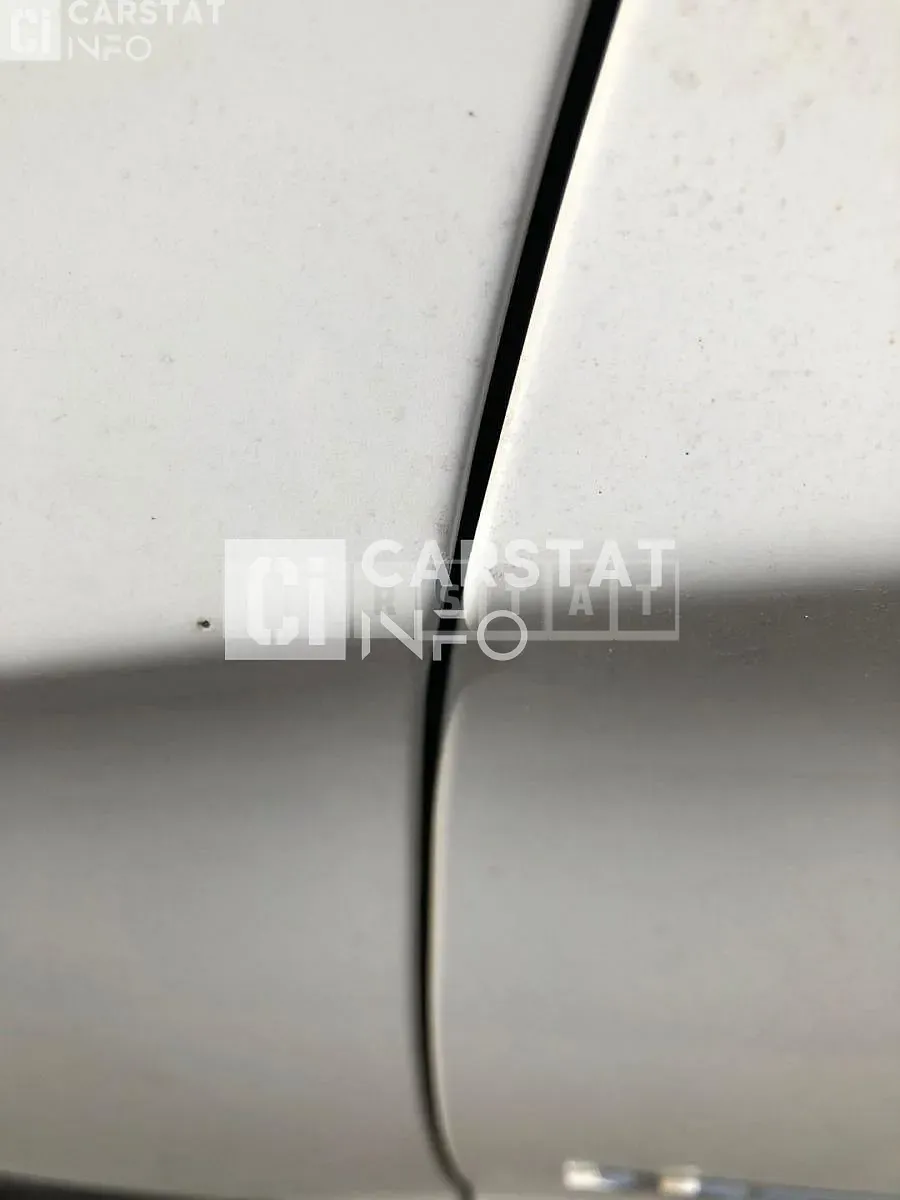 Photo 2 of 10: 2015 BMW X4 xDrive 20d, VIN WBAXX1102F0L93083 — Korean insurance auction