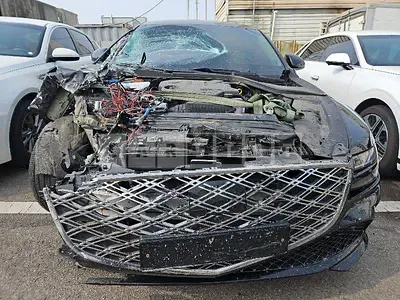 Photo 1 of 34: 2025 Genesis G80 (AWD) — Korean insurance auction