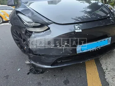 Photo 1 of 24: 2021 Tesla Model Y Long Range, VIN 5YJYGDEE4MF175515 — Korean insurance auction