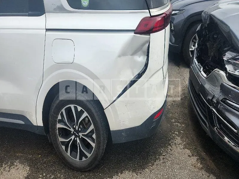 Photo 2 of 49: 2023 Kia Carnivals — Korean insurance auction