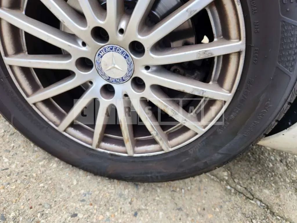 Photo 2 of 18: 2015 Mercedes-Benz C 200 — Korean insurance auction