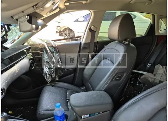 Photo 2 of 15: 2021 Hyundai Kona — Korean insurance auction