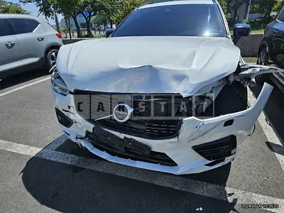 Photo 1 of 10: 2021 Volvo XC60T8 (AWD) — Korean insurance auction
