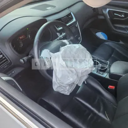 Photo 2 of 7: 2017 Nissan Altima 2.5 — Korean insurance auction