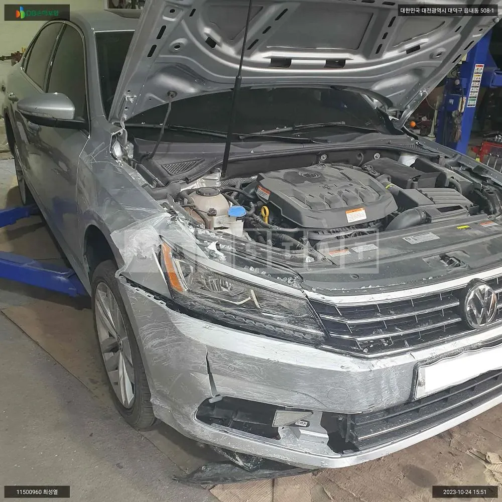 Photo 2 of 18: 2018 Volkswagen Passat 2.0 TSI, VIN 1VWZZZA3ZJC043088 — Korean insurance auction