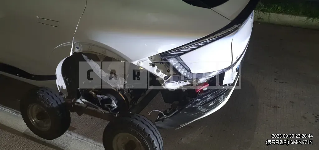 Photo 2 of 12: 2022 Kia EV6, VIN KNAC581CPNA059252 — Korean insurance auction