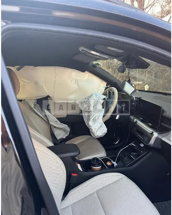 Photo 3 of 3: 2023 Hyundai Kona — Korean insurance auction