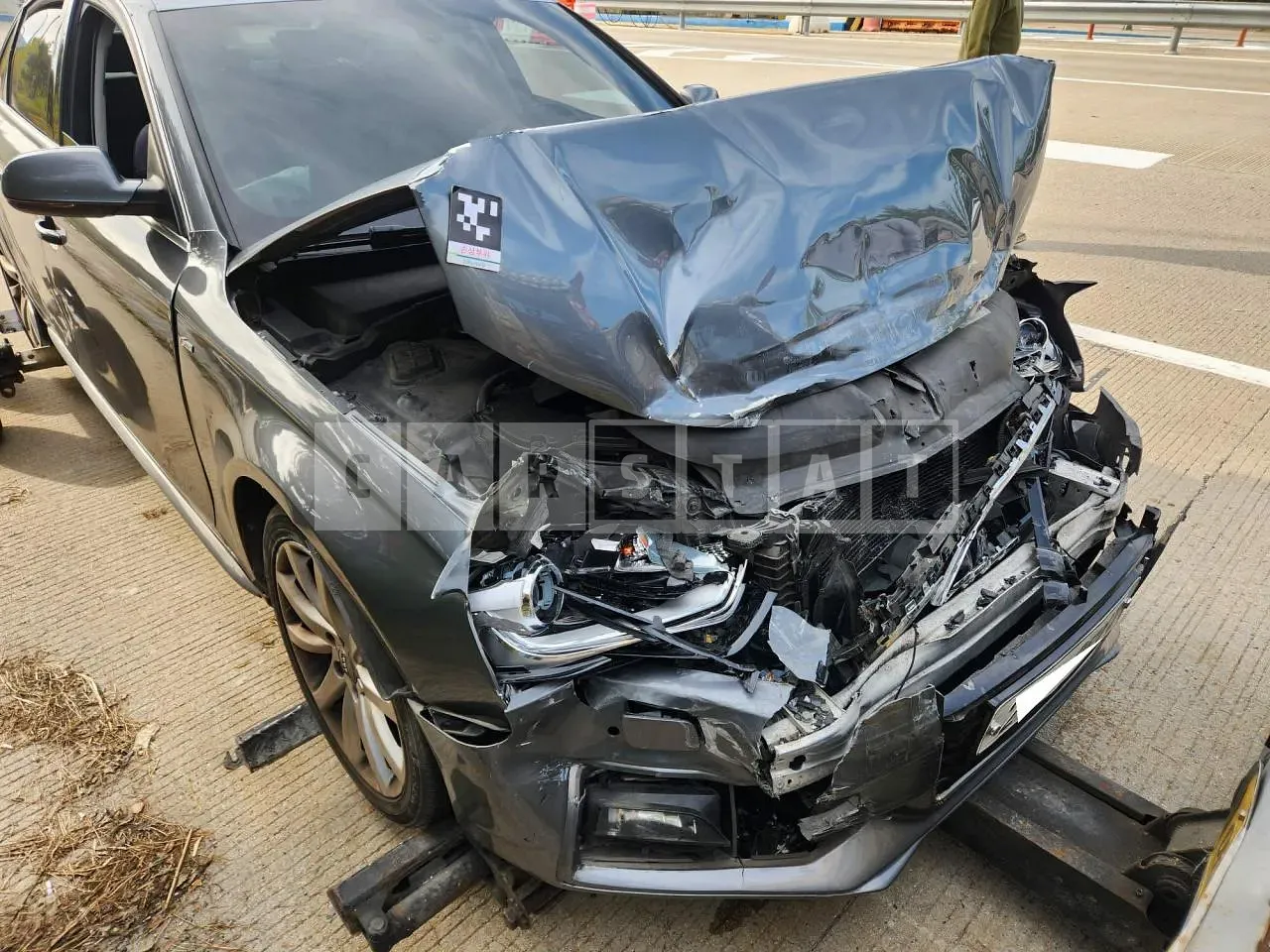 Photo 2 of 8: 2015 Audi A4 35 TDI quattro, VIN WAUZZZ8KXFN027917 — Korean insurance auction