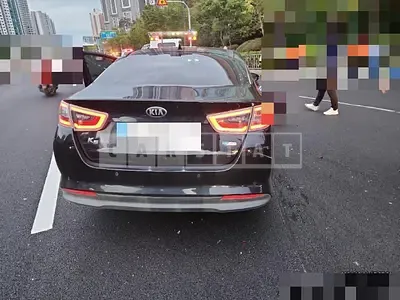 Photo 1 of 11: 2014 Kia K5 2.0 (Hybrid) — Korean insurance auction