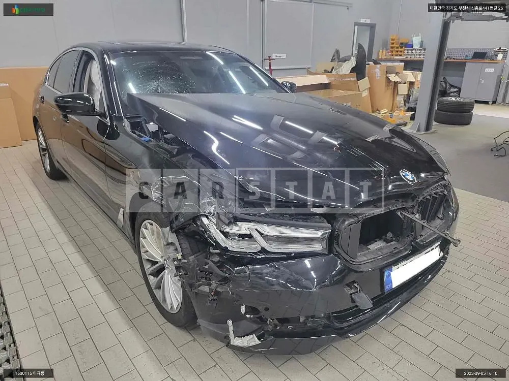 Photo 2 of 9: 2020 BMW 520i, VIN WBA11BH06MCF37414 — Korean insurance auction