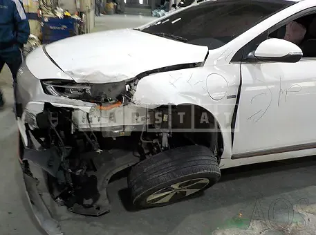 Photo 2 of 50: 2017 Hyundai Modern Ionic Electric, VIN KMHC051HFHU001038 — Korean insurance auction